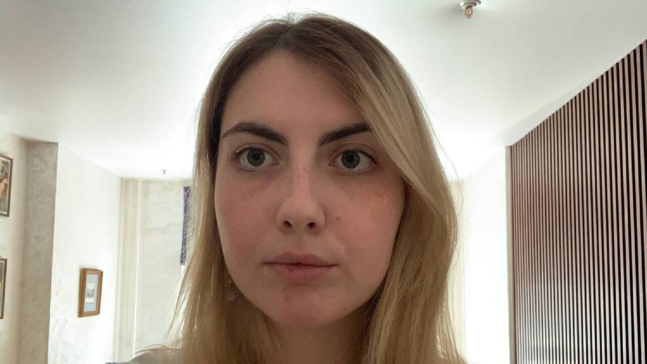 Live Porn Camera of KrystaBenya
