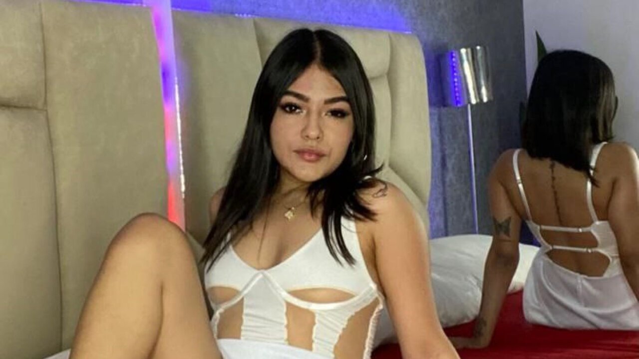 Live Porn Camera of ArianaDuppont