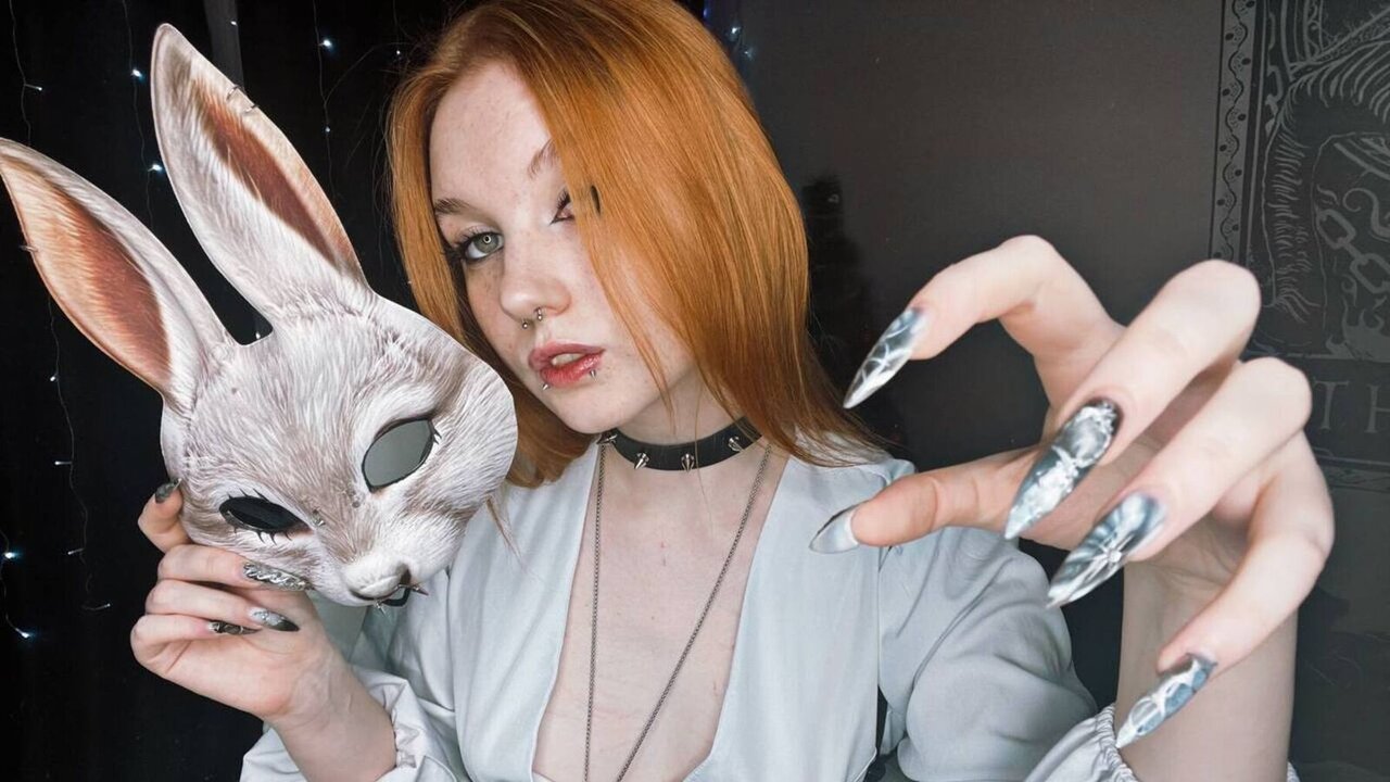 Live Porn Camera of DaisyGuard
