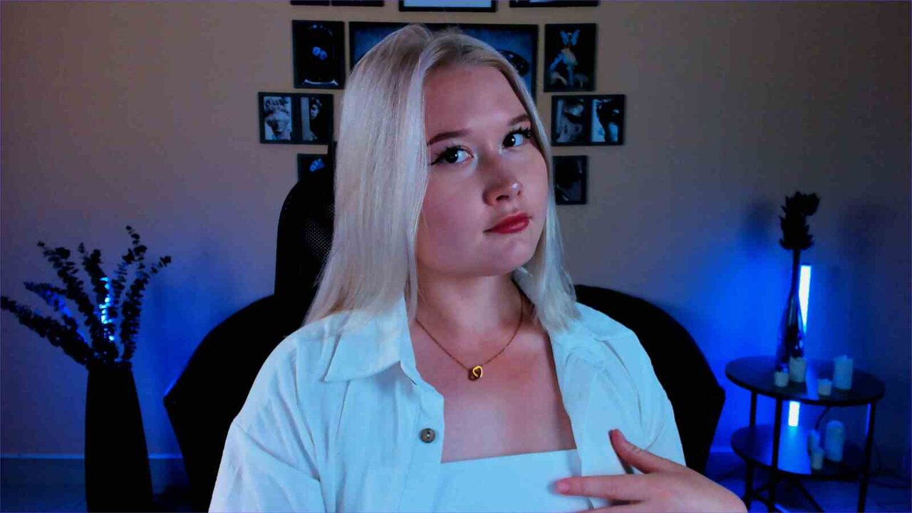 Live Porn Camera of KellyGrifith
