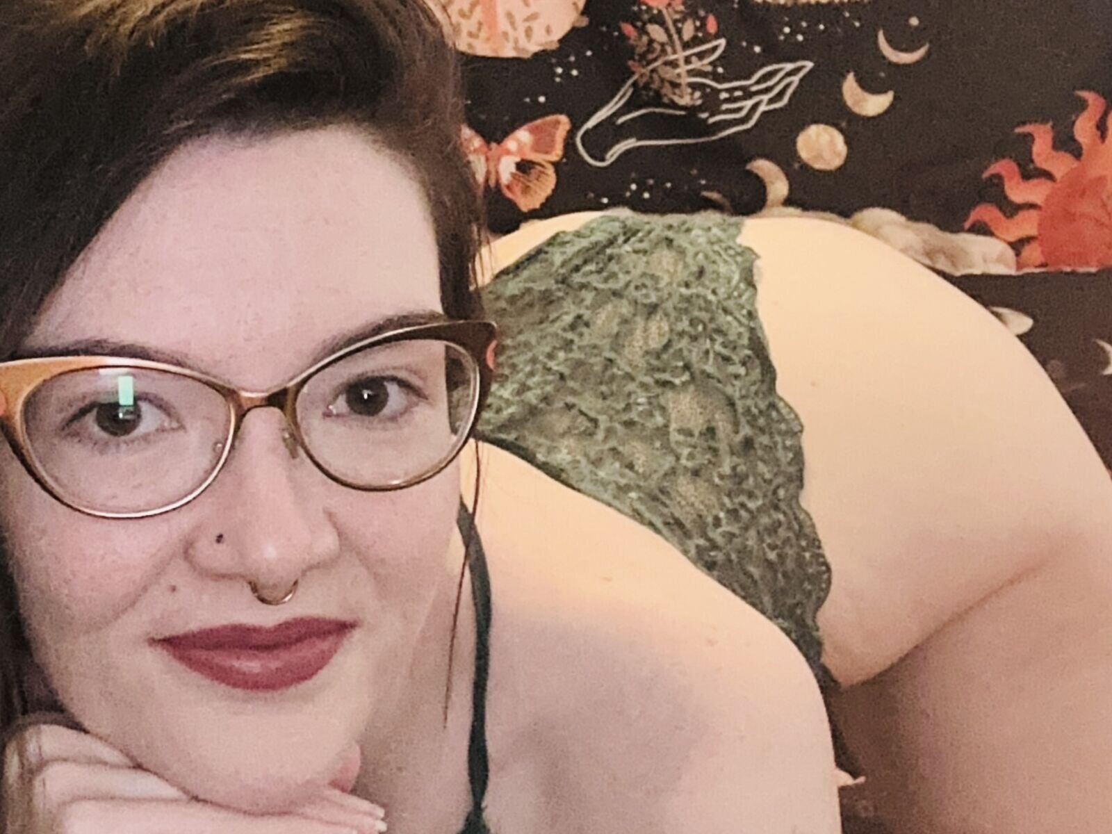 Live Porn Camera of ScarlettStJames